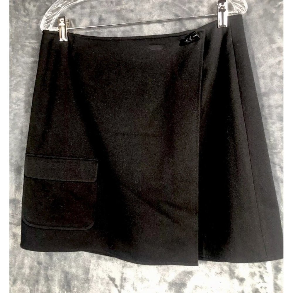 Talbot’s petites short black velour wrap around skirt stretch Size 14 So Soft!! - Picture 1 of 16